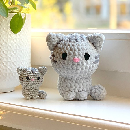free amigurumi cat crochet pattern