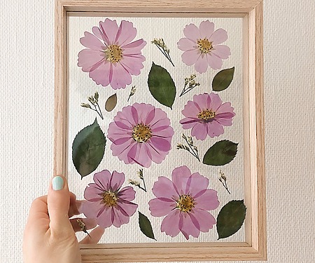 Pressed flower art tutorial