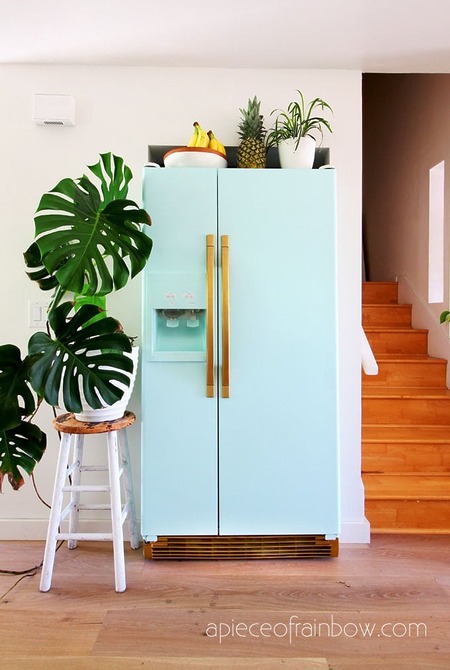 How to Paint a Refrigerator - Easy Vintage DIY Tutorial