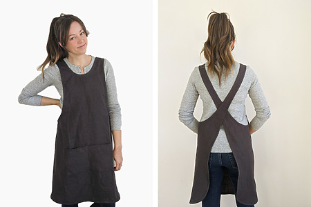 Sew a personalized crossover apron with this free pattern