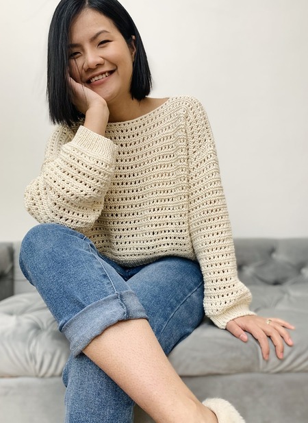 Free knitted lacy sweater pattern