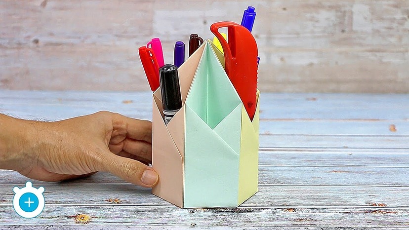 DIY paper pen stand - Crafts on display