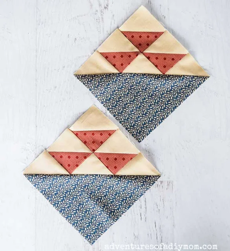 Create two birds in the air quilt blocks at once &ndash; easy method