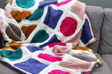 colorful crochet blanket - free pattern
