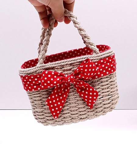 DIY rope basket bag: upcycled plastic bottle tutorial