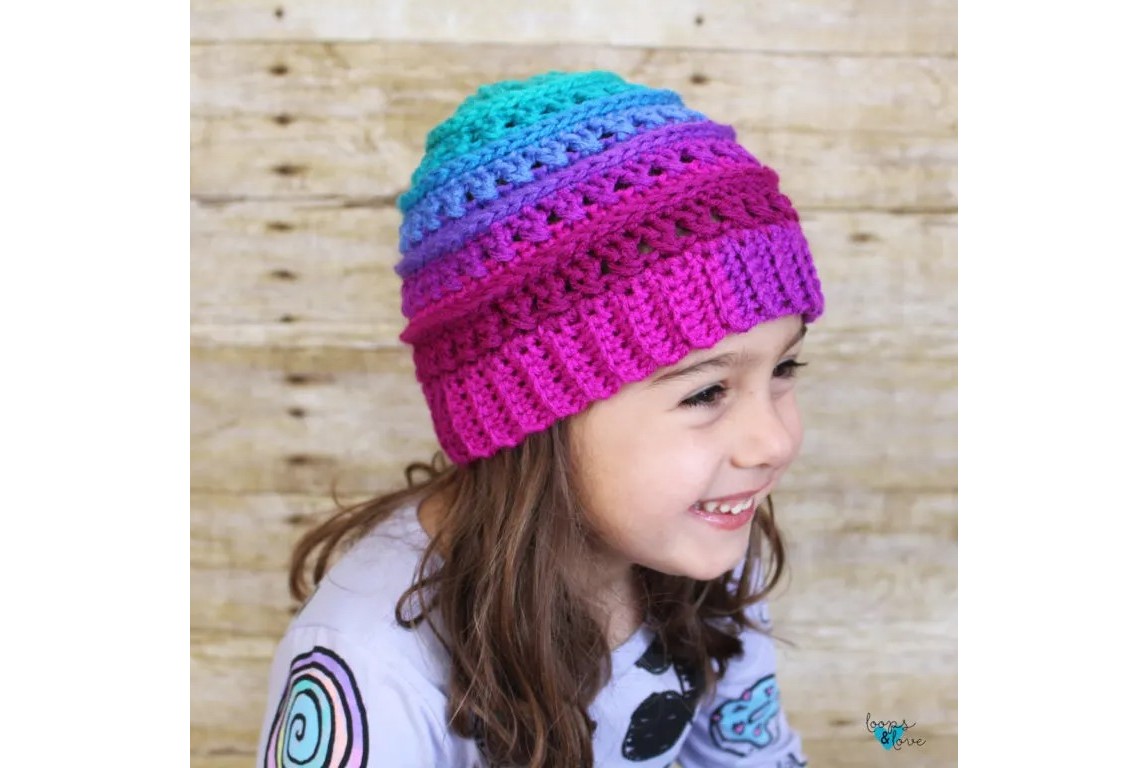 Criss cross beanie – free crochet pattern - Crafts on display