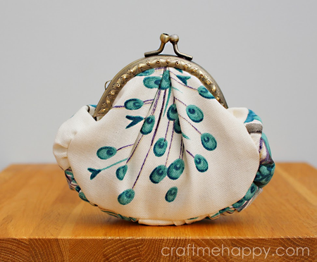 How to sew a metal frame coin purse with a free pattern