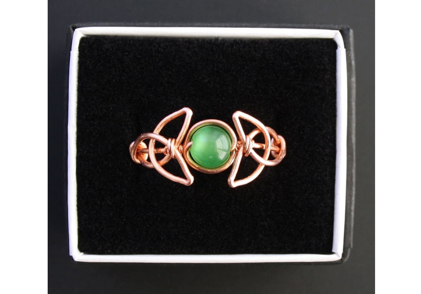 Celtic knot ring tutorial - Crafts on display
