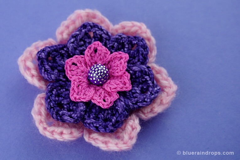 Free crochet flower pattern - Crafts on display