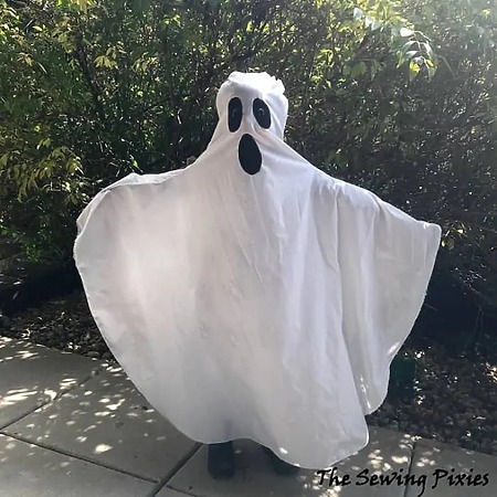 Easy DIY ghost costume – free sewing tutorial for Halloween