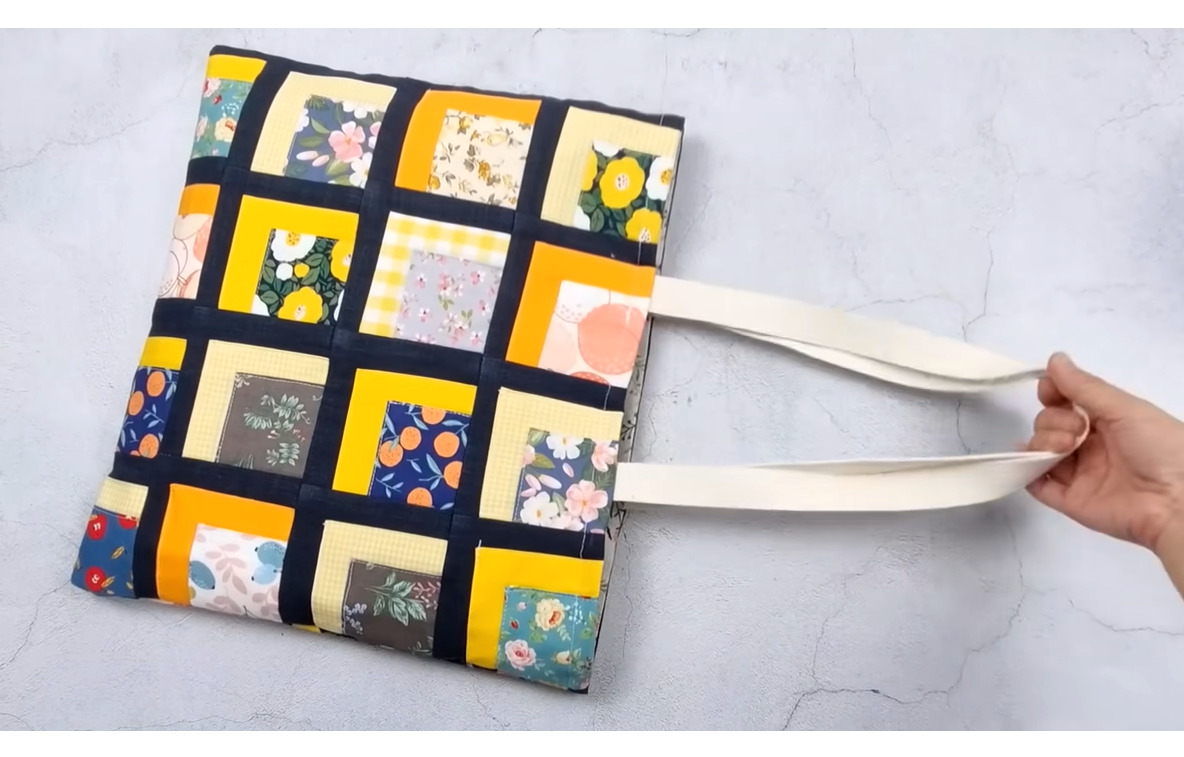 DIY tote bag from fabric scraps tutorial - Crafts on display