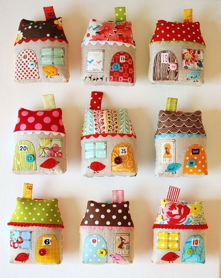 Sew scrappy house ornaments for Christmas with free pattern