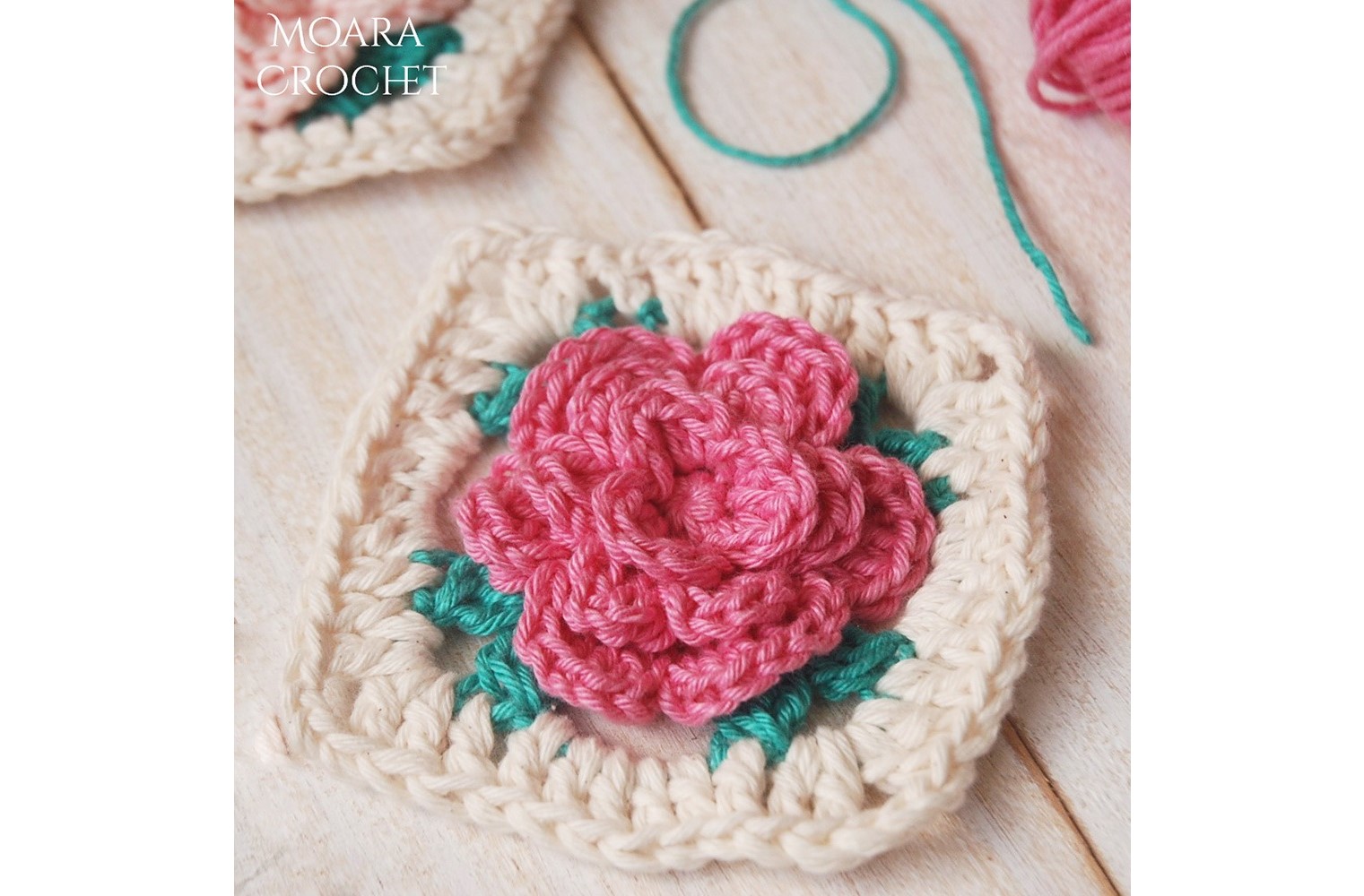 Free rose granny square pattern - Crafts on display