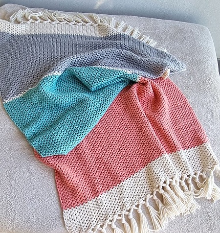 Breezy summer crochet throw - lightweight & stylish pattern
