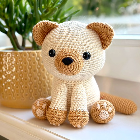 Free cat amigurumi pattern - Easy crochet cat toy