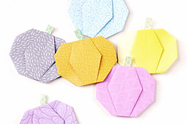 origami paper pumpkins