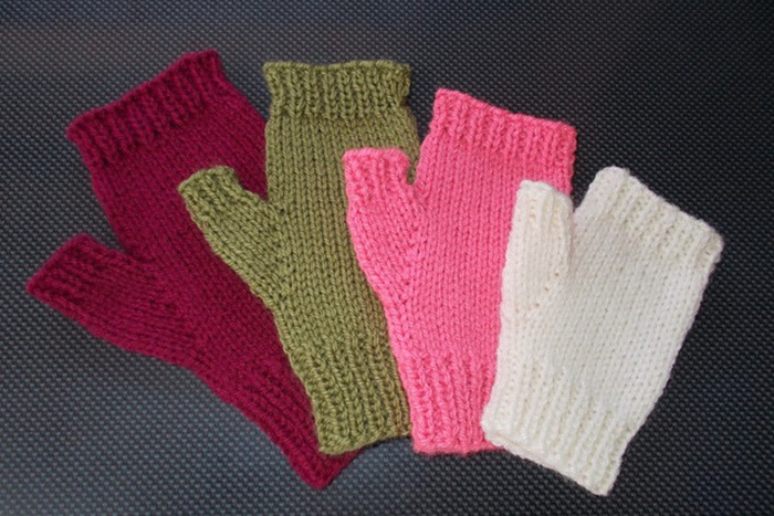 knit fingerless gloves with thumbs