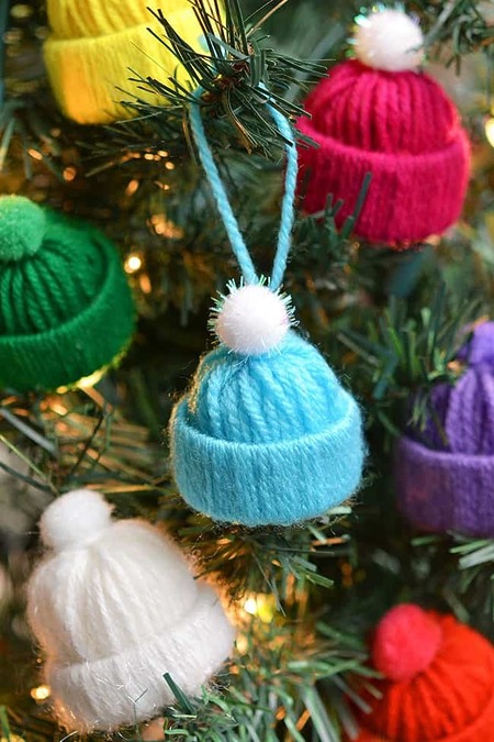 DIY winter craft: adorable mini yarn hat ornaments
