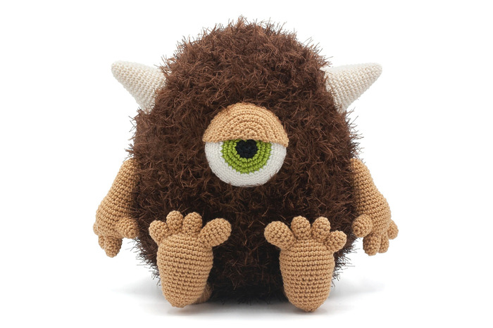 DIY monster cyclops amigurumi