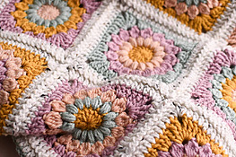 sunburst granny square crochet blanket