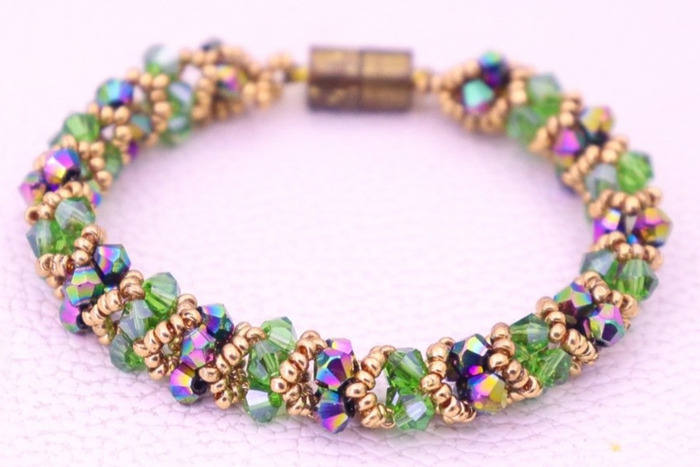 DIY beaded bicone bracelet