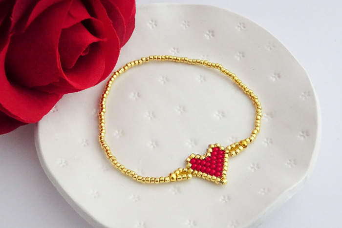 DIY Brick Stitch Heart Bracelet