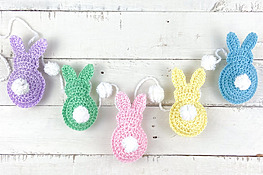 DIY Crochet Easter Bunny Garland