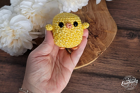Free Spring Chick Amigurumi Pattern