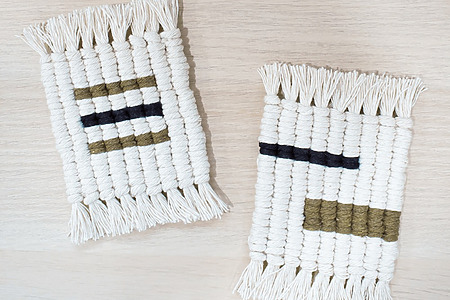 Modern, Minimal DIY Macrame Coaster Tutorial using Double Half-Hitch Knot