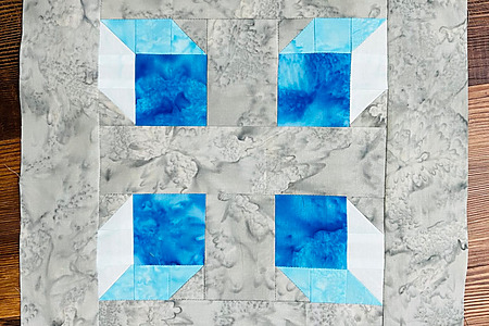 quilt block with ice cubes - free pattern