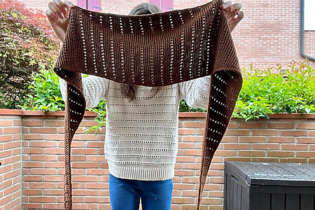 Easy and beautiful garter stitch summer scarf – free pattern