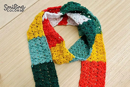 Simple Crochet Skinny Scarf - one row repeat pattern