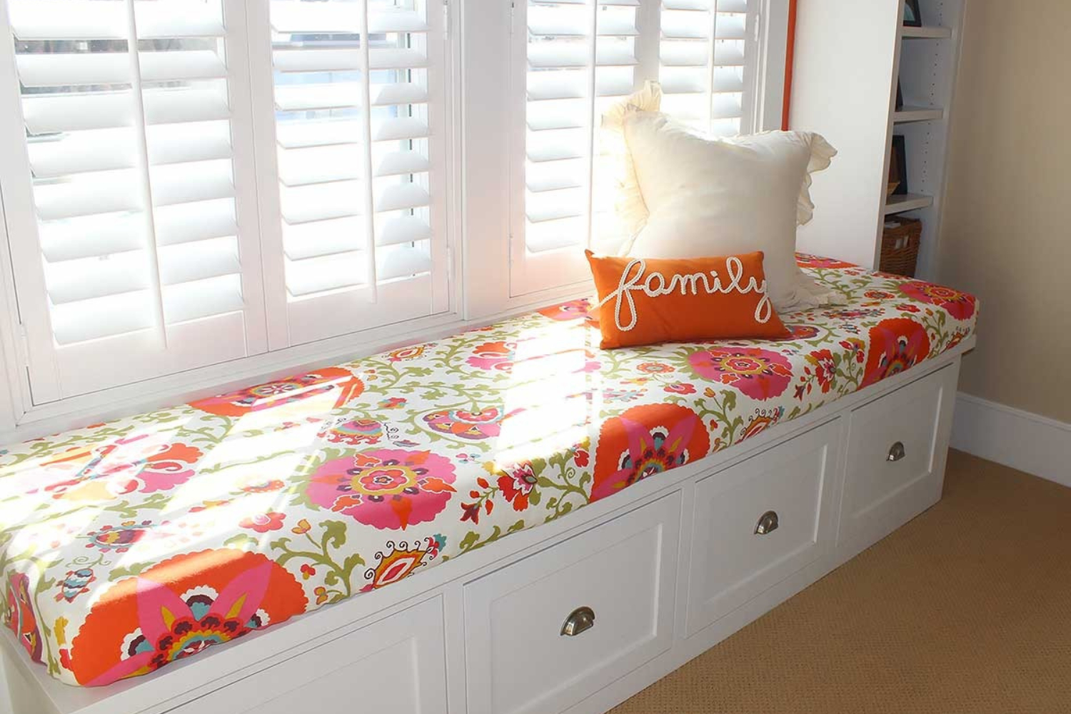 How to make a fitted cushion cover &ndash; perfect for window seats & benches