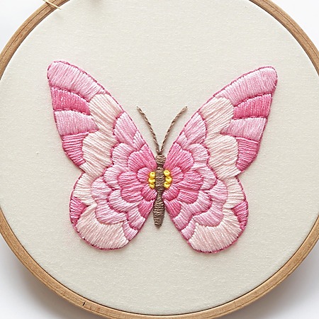 Free floral butterfly embroidery pattern + video tutorial