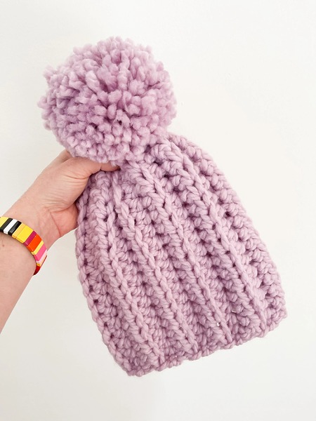 Free Crochet Slouchy Hat Pattern with Super Bulky Yarn