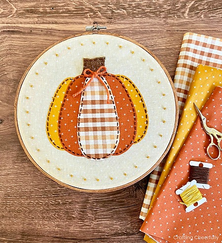 DIY Pumpkin Embroidery Hoop Tutorial