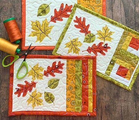 Easy fall mug rug sewing tutorial with leaf appliques