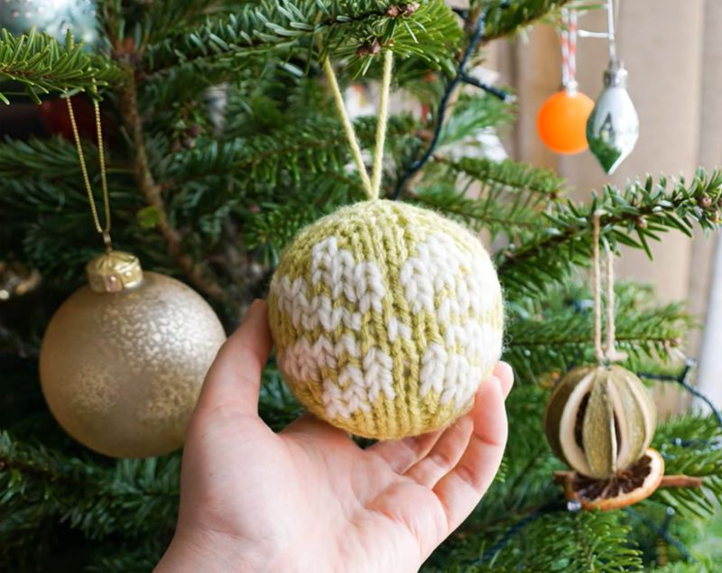 DIY knit Christmas baubles Crafts on display