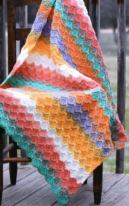 Dragon Scales Baby Blanket Free Crochet Pattern