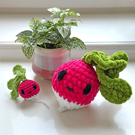crochet radish amigurumi - free pattern