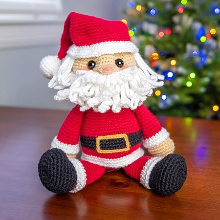 Free Santa Amigurumi Crochet Pattern