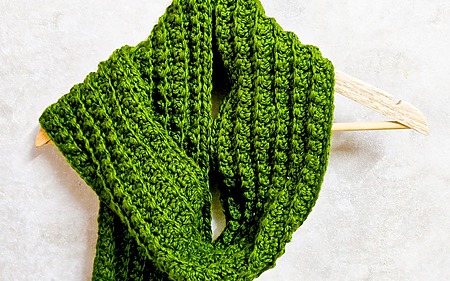 Free crochet scarf pattern for men - crochet gift idea