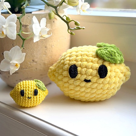 free lemon crochet pattern - food amigurumi project