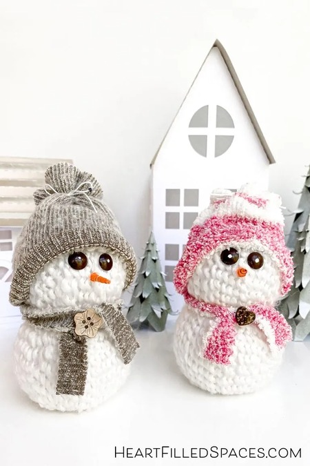 DIY Yarn Snowmen Tutorial - No-Knit Faux Crochet Snowman