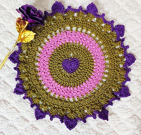 Free Crochet Heart Placemat Pattern | Sweet Purple Doily Tutorial