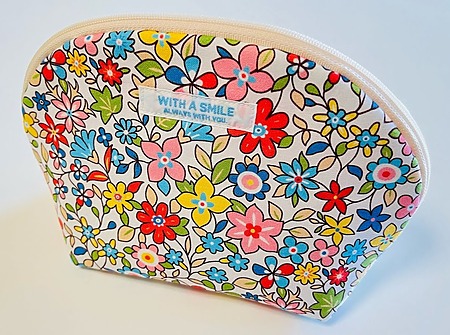 Easy Makeup Bag Tutorial | DIY Travel Pouch with Elastic Organizers