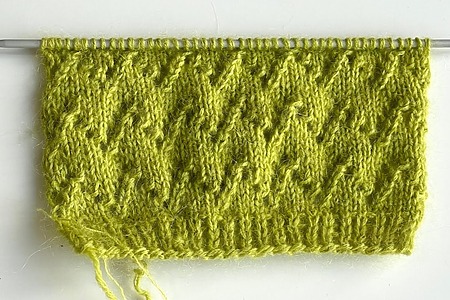 Easy Zigzag Lace Stitch Knitting Pattern - Horizontal Lace Tutorial