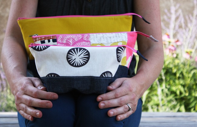 Open Wide Zippered Pouch - free sewing pattern by Noodlehead