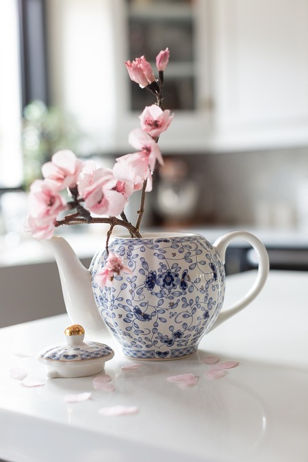 How to make realistic cherry blossoms from coffee filters