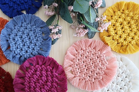 DIY macrame round coaster tutorial